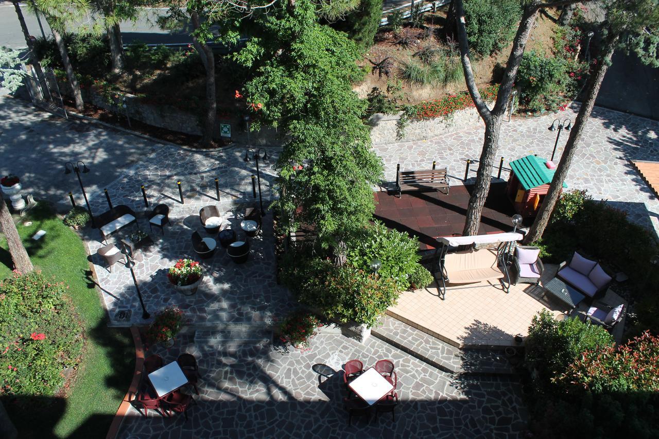 Albergo Centopini Gemmano Zewnętrze zdjęcie